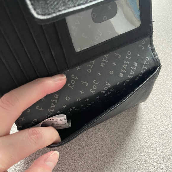 Olivia + Joy Black Quilted Wallet Cell Phone Holder - Picture 7 of 10